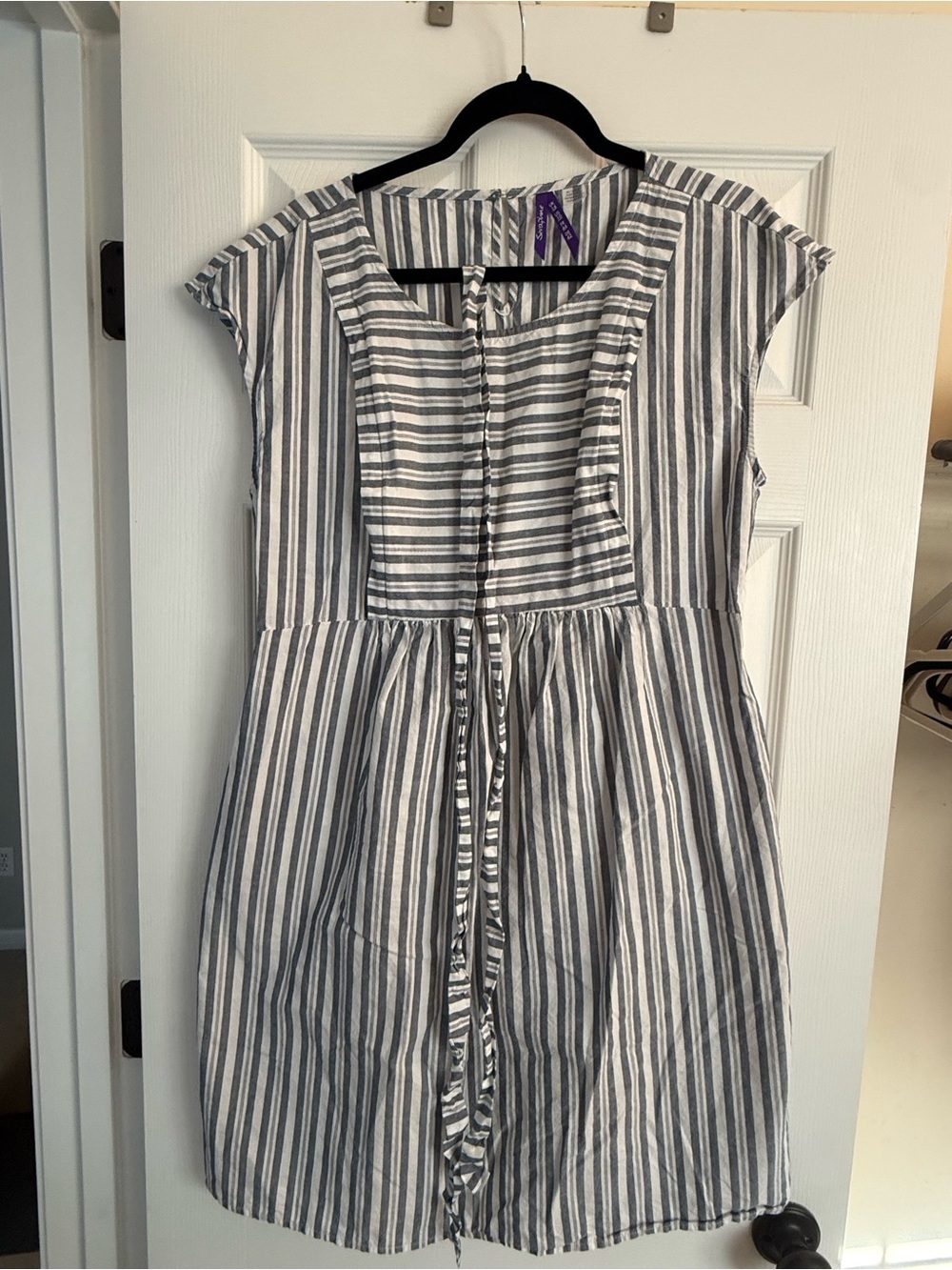Striped Tie-Front Maternity/Nursing Dress in Navy & White with Pockets